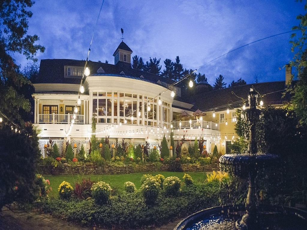 Bedford Village Inn Exterior foto